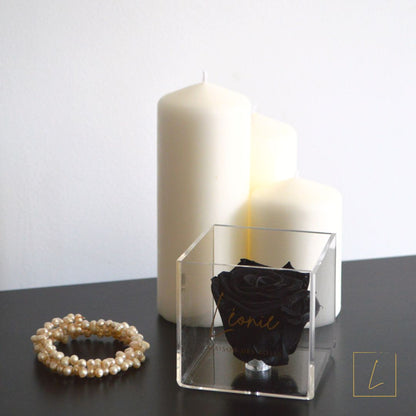 Boite De Rose Eternelle Black Acrylique à Clapet - Léonie®