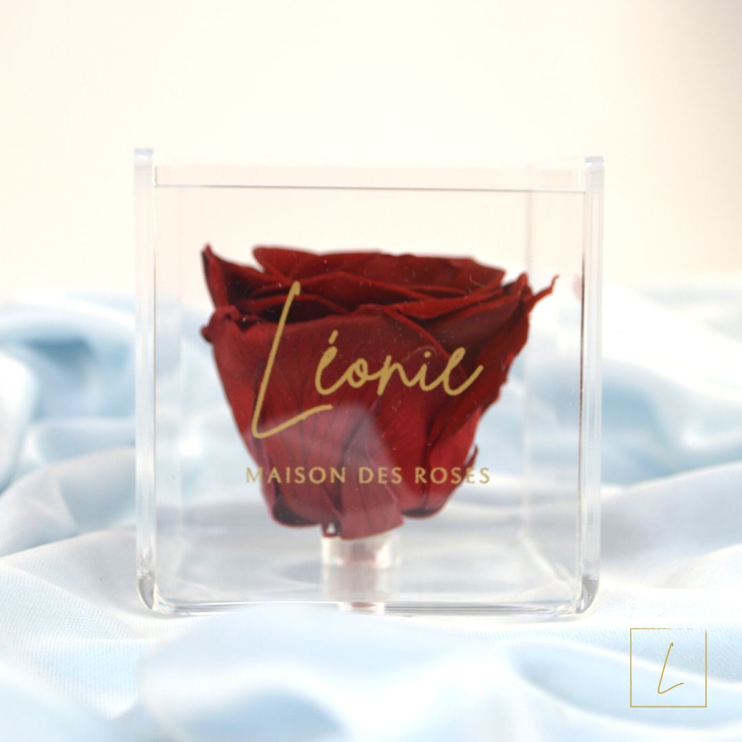 Boite De Rose Eternelle Royal Red Acrylique à Clapet - Léonie®